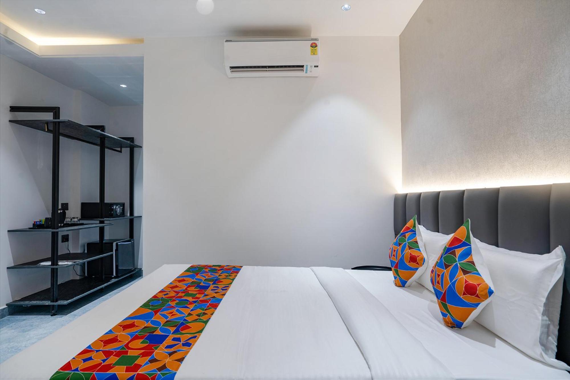 Fabhotel Prime Cloud 5 Studios Χιντεραμπάντ Εξωτερικό φωτογραφία