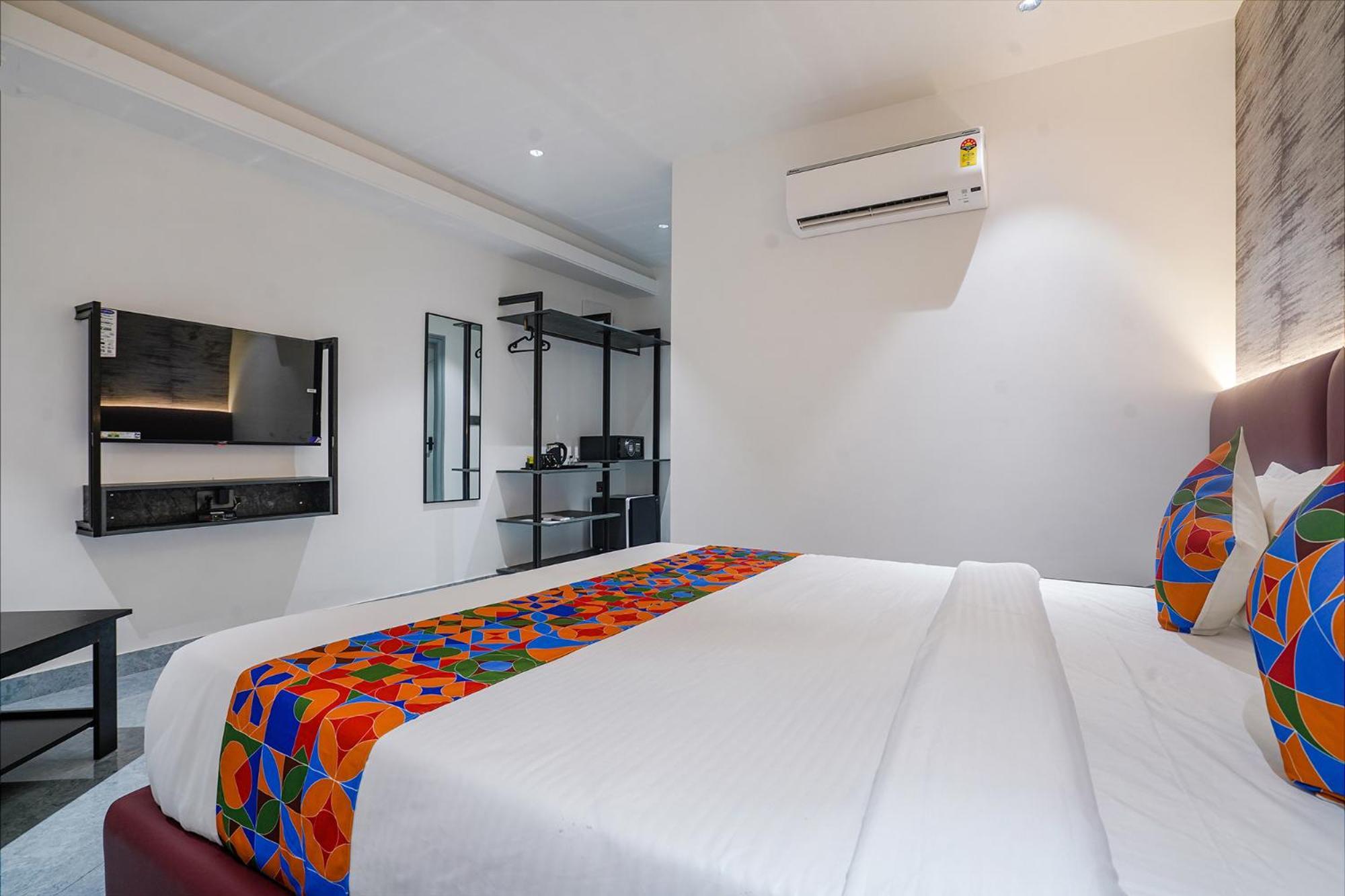 Fabhotel Prime Cloud 5 Studios Χιντεραμπάντ Εξωτερικό φωτογραφία